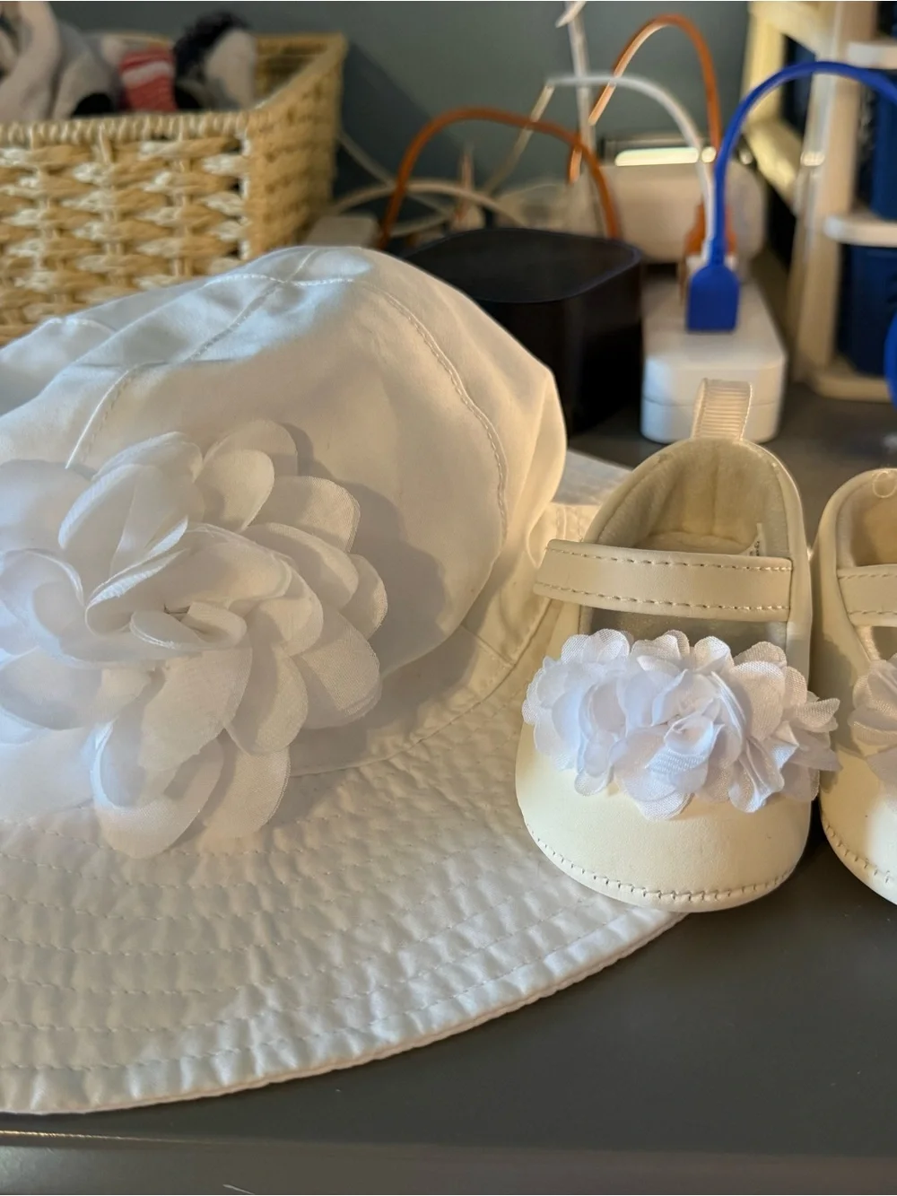 Children's Cream Floral Mary Jane Shoes - Baby Girls